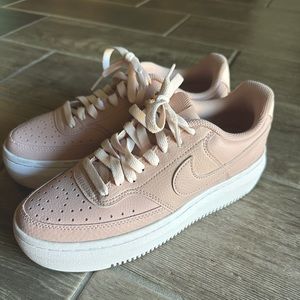 Nike court vision alta sneaker pink